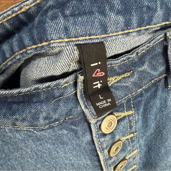 Denim Button-Front Skirt - Picture 5 of 6